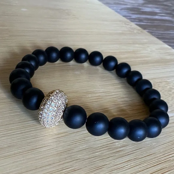 Matte 8mm Onyx Stretch Bracelet w/ Gold Pave Crystal Spacer - Picture 5 of 9